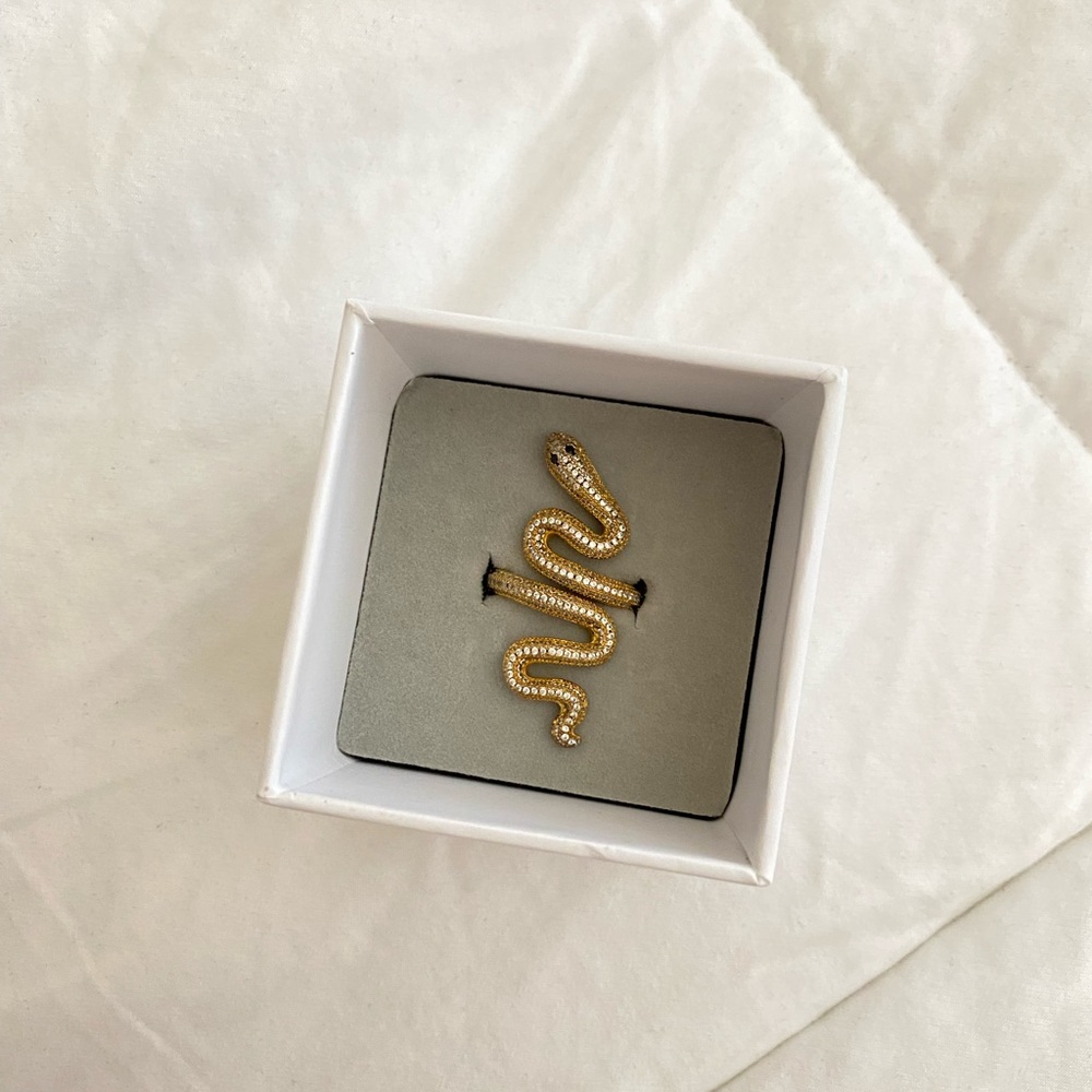 ✨SOLD ✨ Taylor Swift Gold Snake Ring